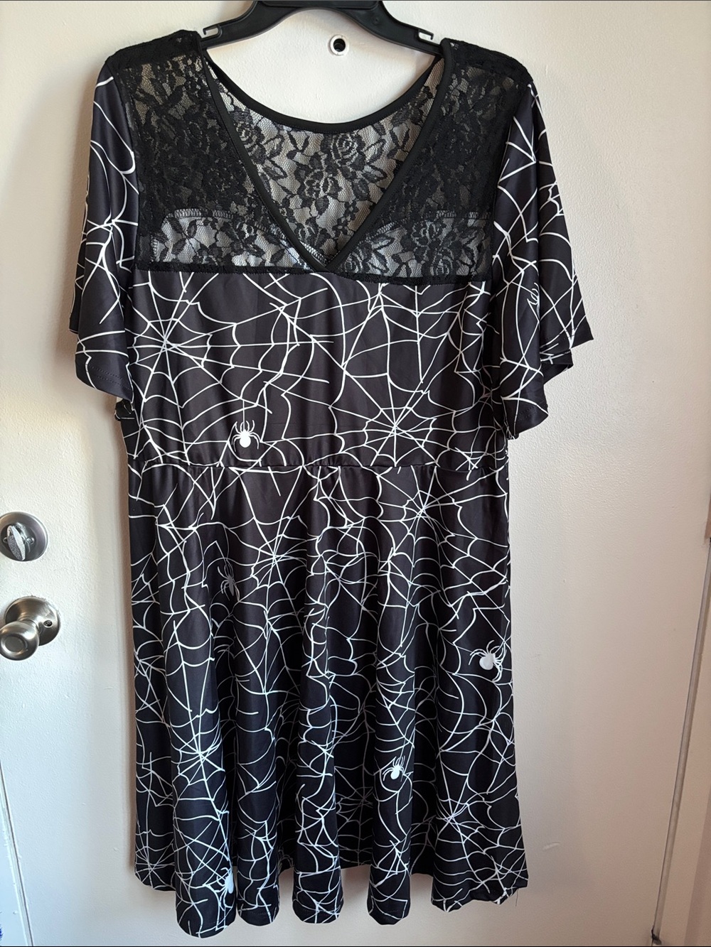 Plus size 2XL Black Spiderweb Lace Yoke Dress